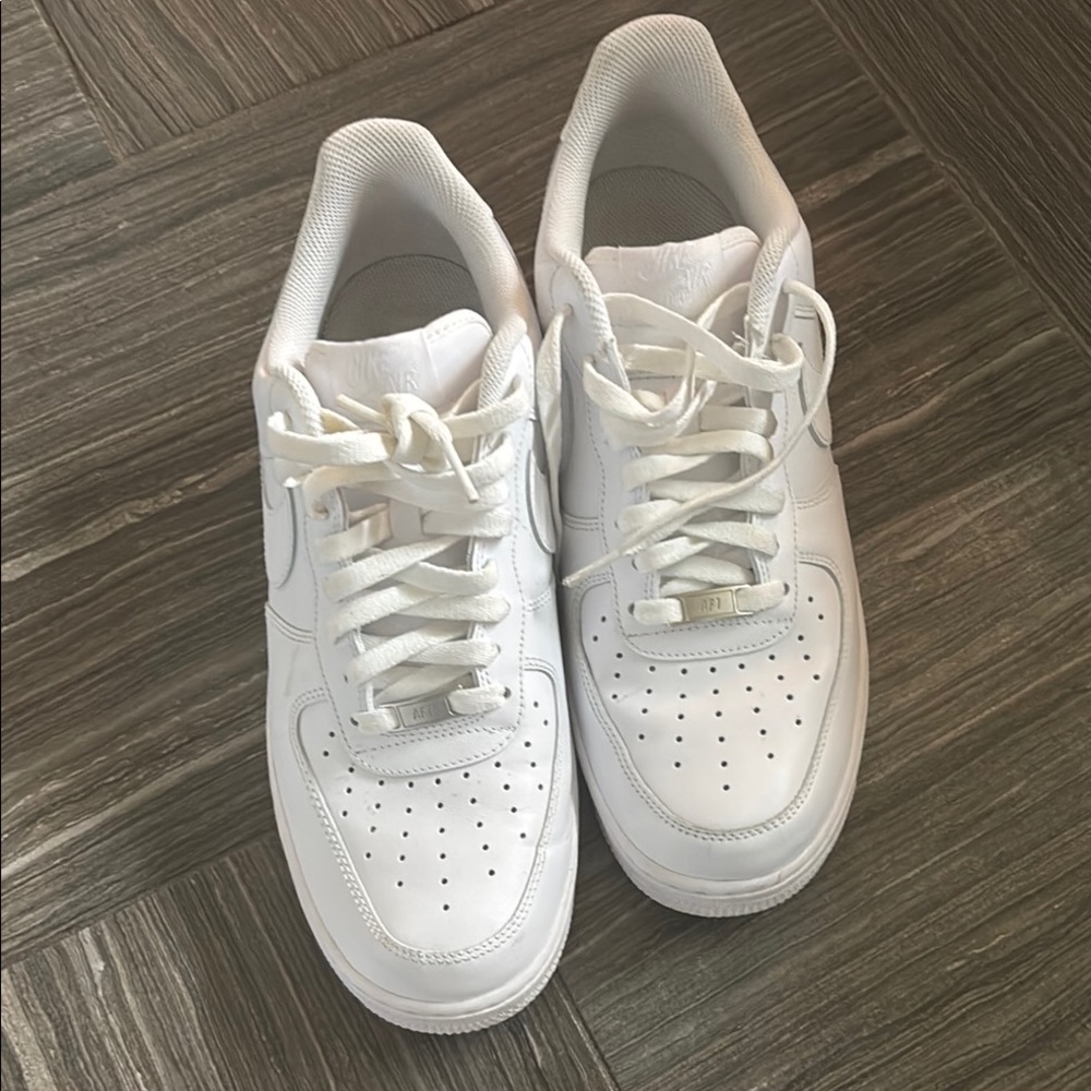 White Athletic Sneakers Air Force 1